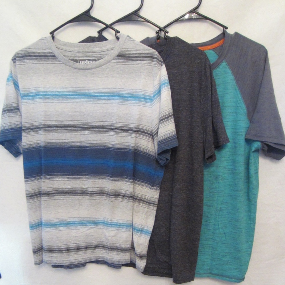 Urban Pipline Lot of 3 Young Men's XL SHort Sleeve Shirts